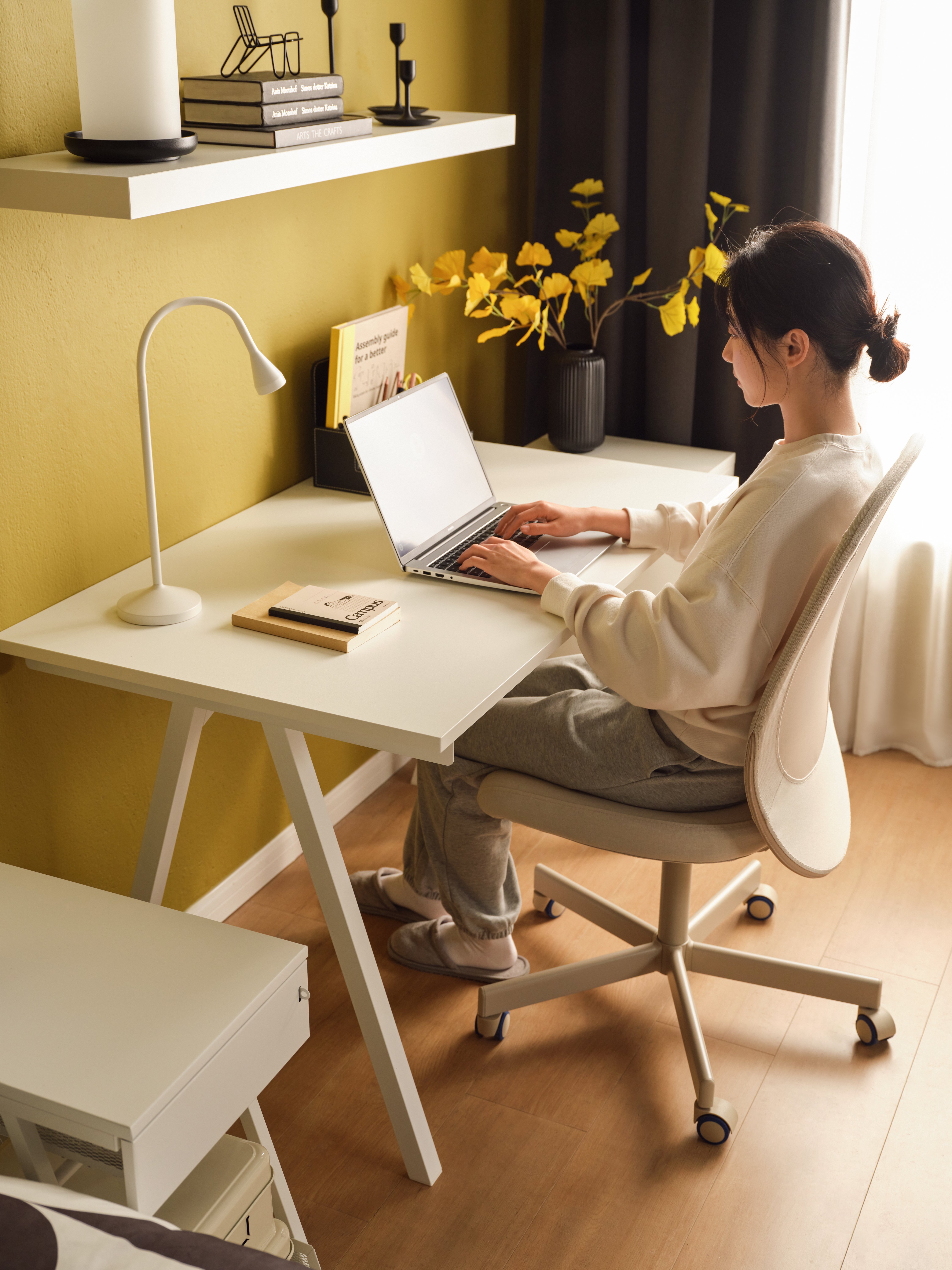 IKEA VEBJORN(ヴェヴョン) Amazon.co.jp: IKEA/イケア VEBJORN/ヴェビョン：デスク