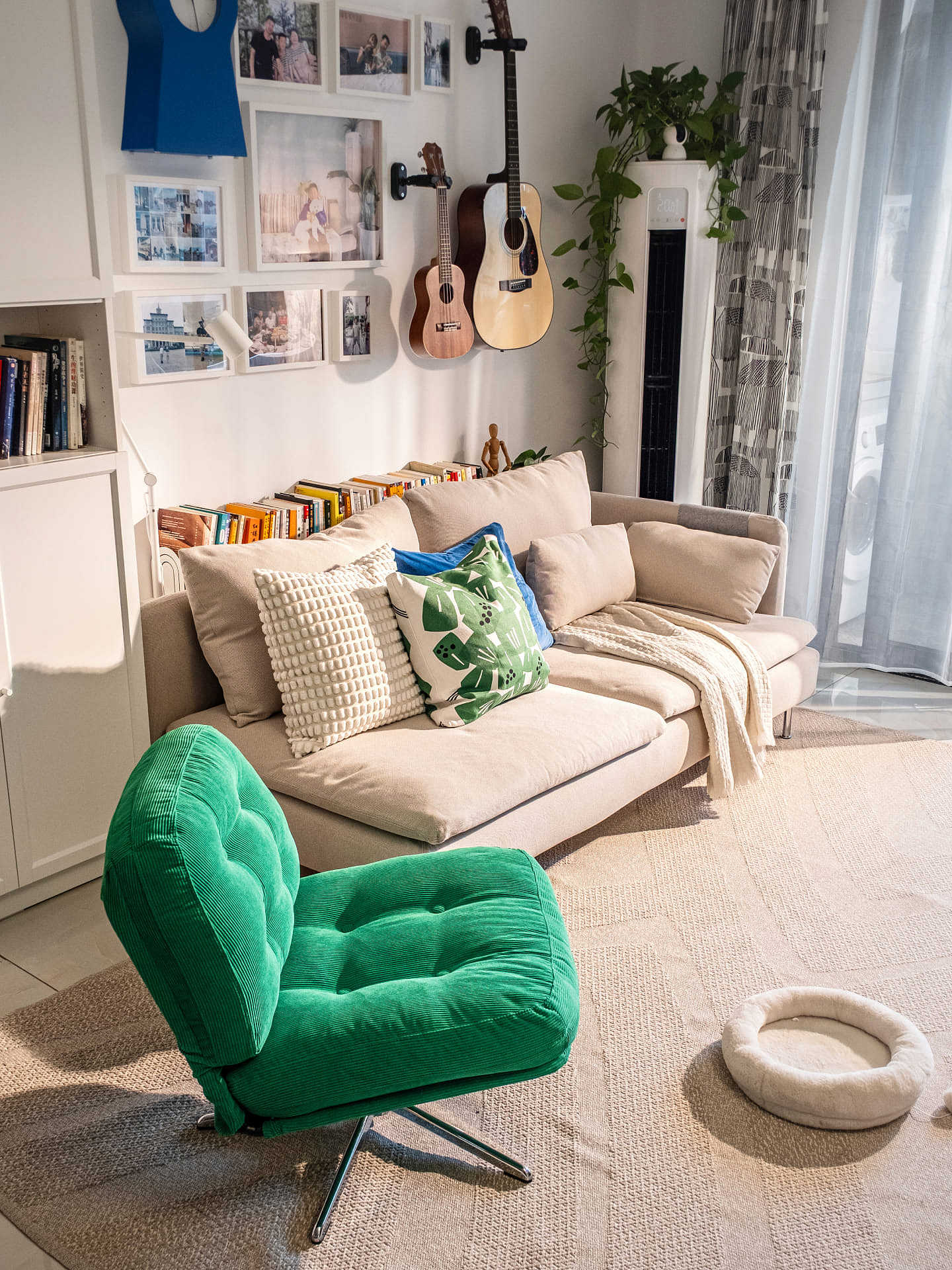 DYVLINGE swivel easy chair Kelinge green - IKEA