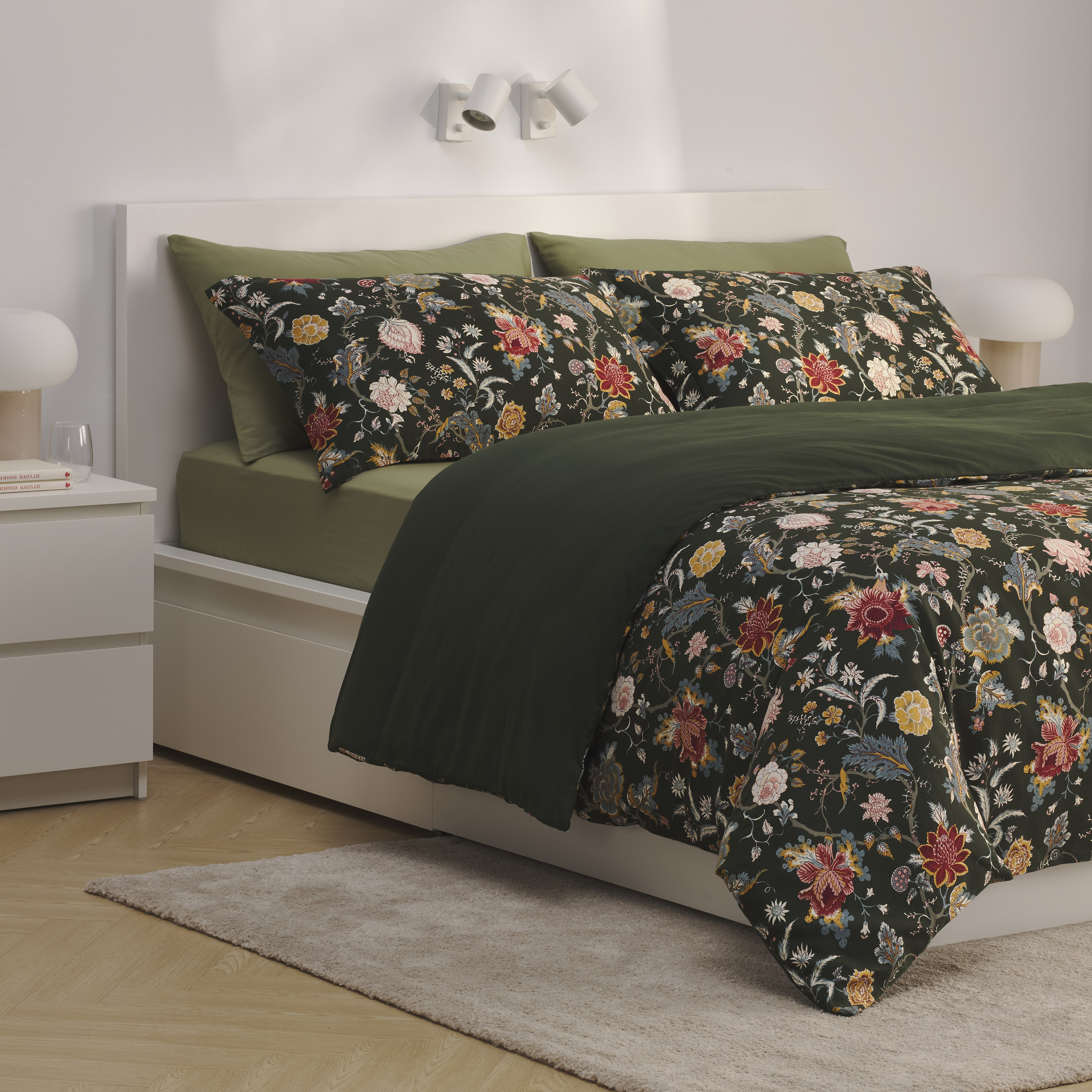 奈瑟克洛/代芙拉