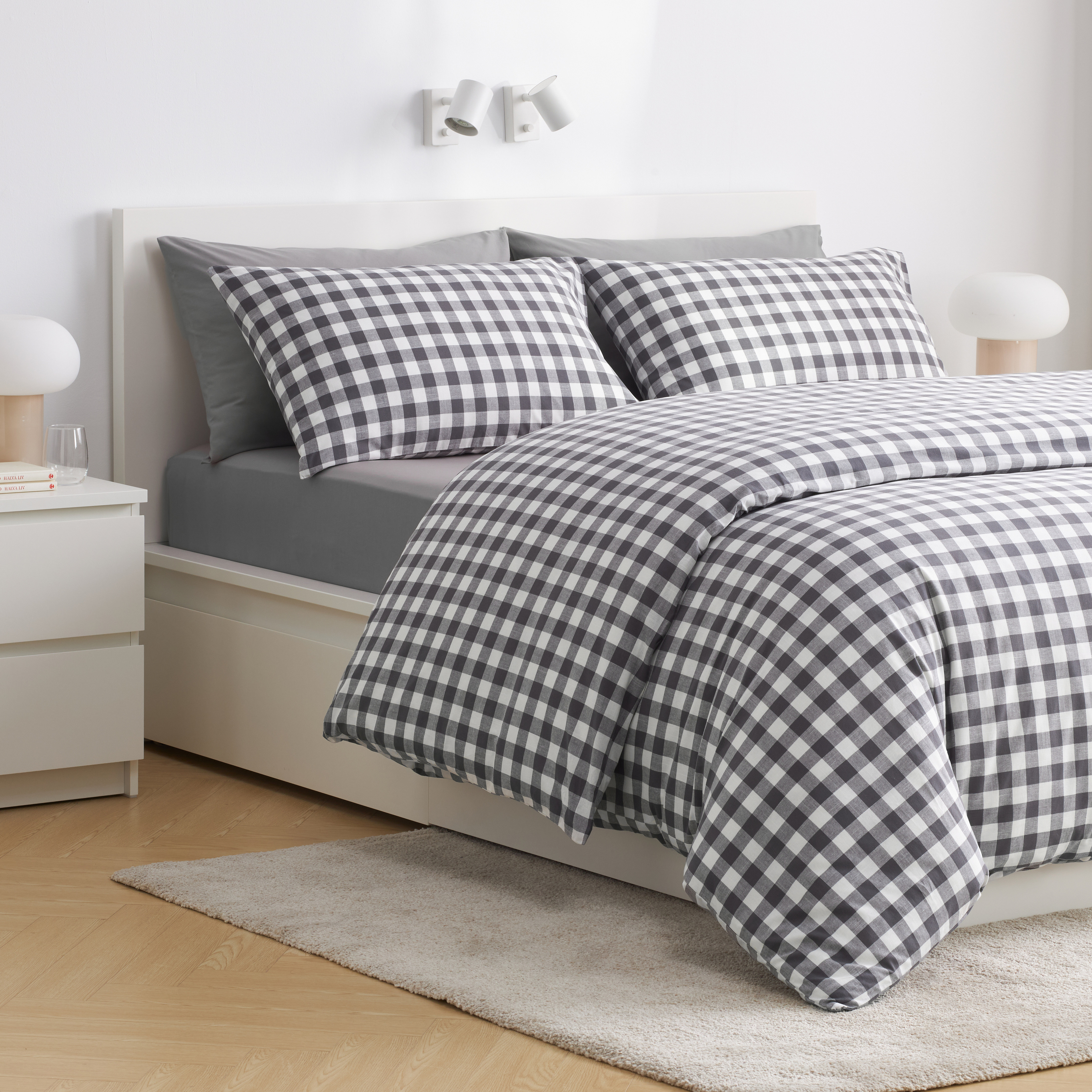 艾克塔维/代芙拉