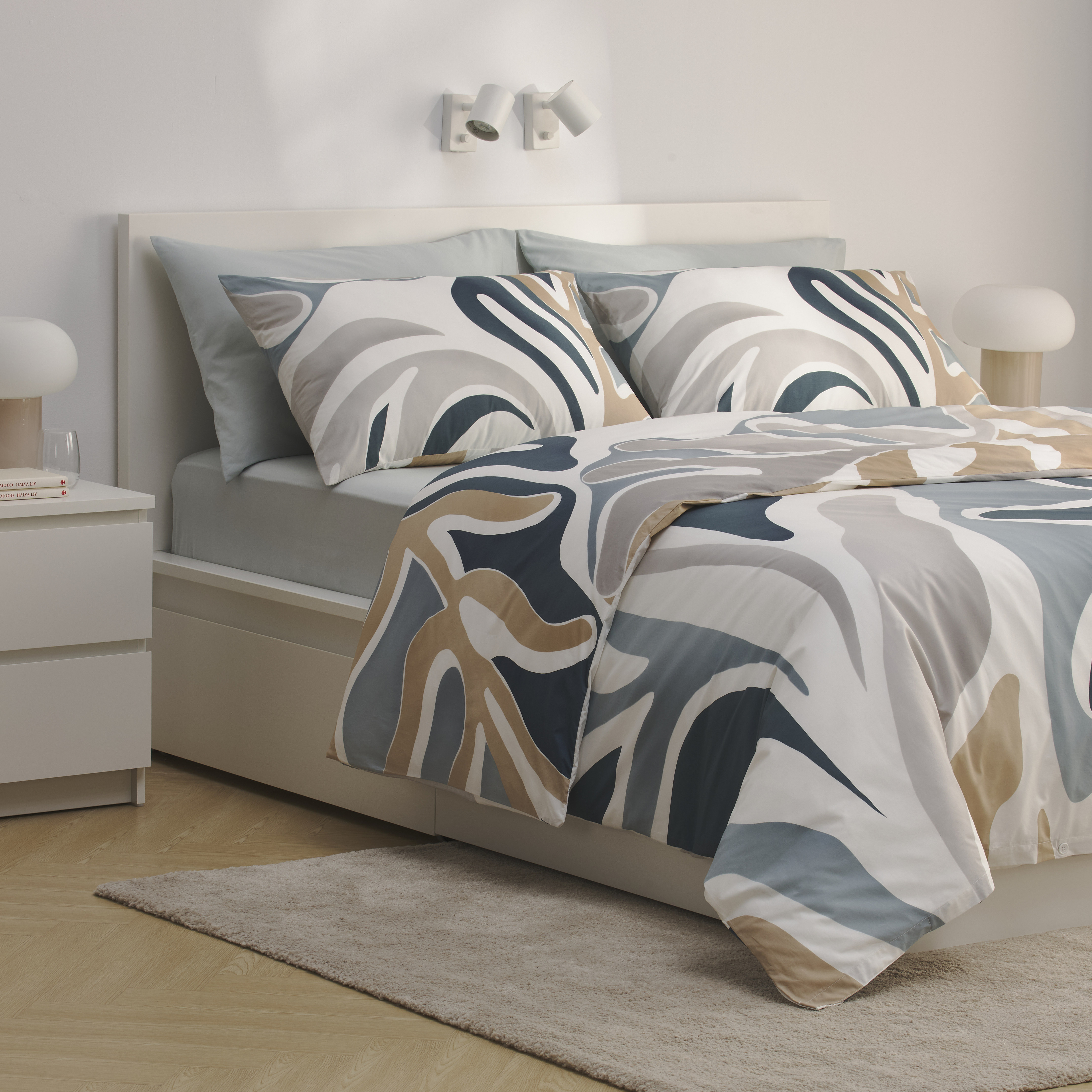 穆格斯温/代芙拉