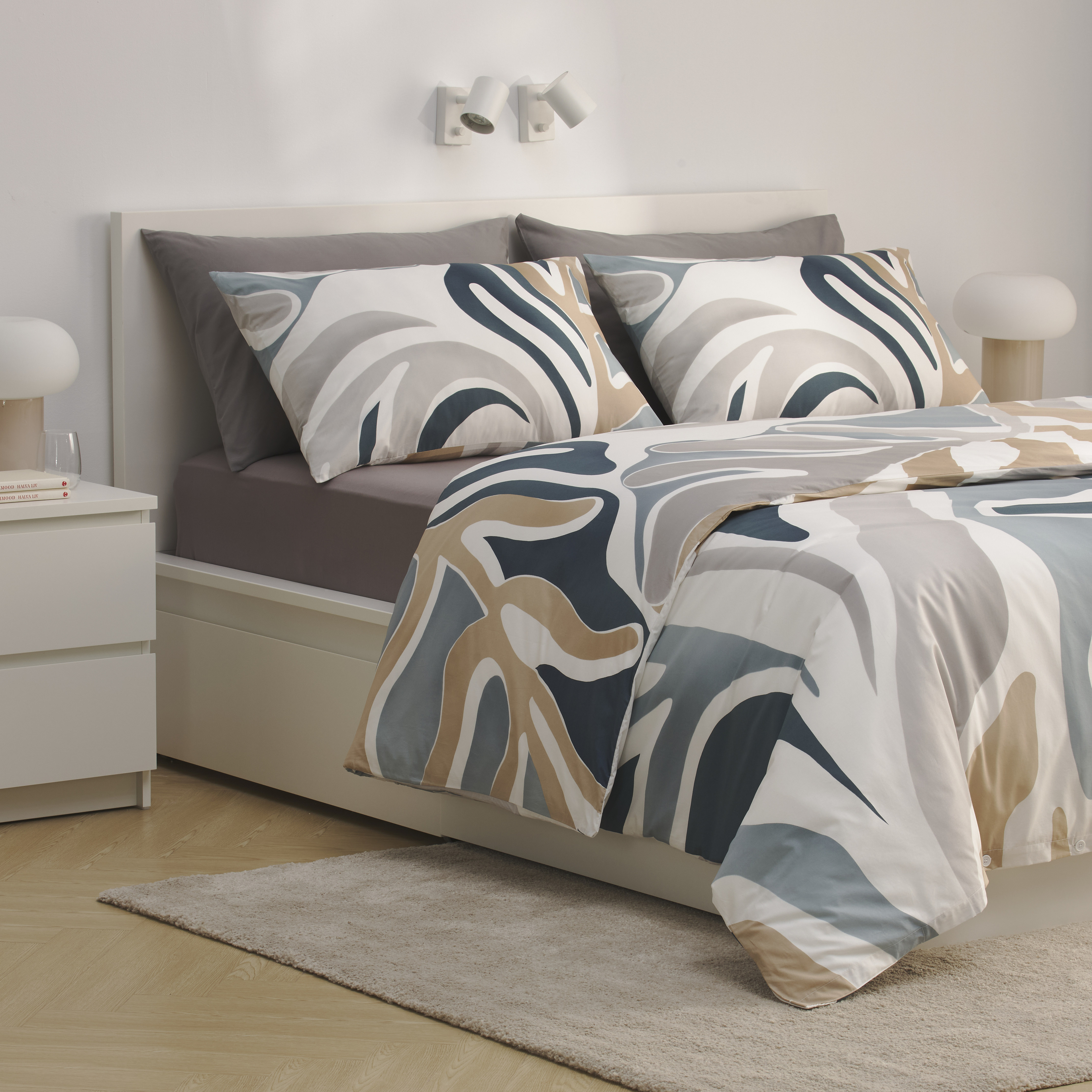 穆格斯温/代芙拉